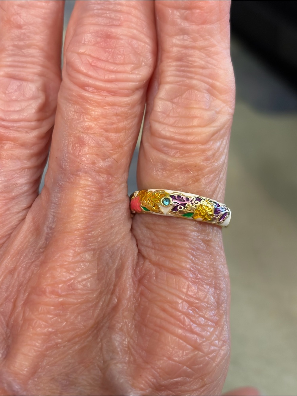 Colorful Enamel Floral Gold Tone Band Ring Size 6